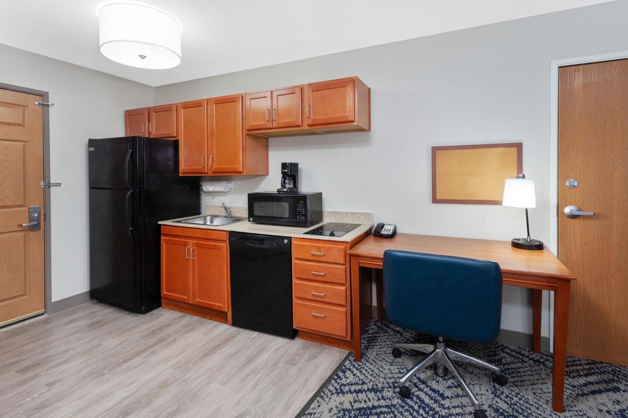 Candlewood Suites Louisville North By Ihg Clarksville  Exterior photo