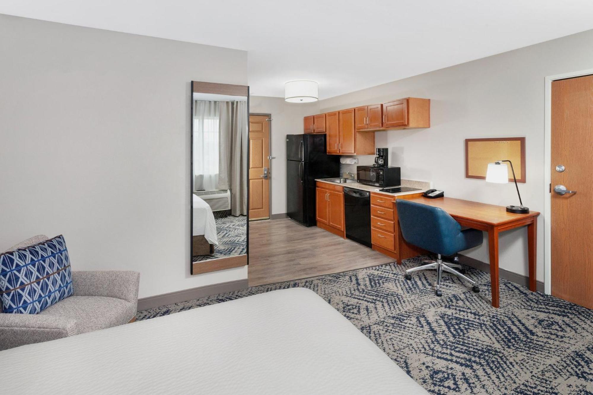 Candlewood Suites Louisville North By Ihg Clarksville  Exterior photo