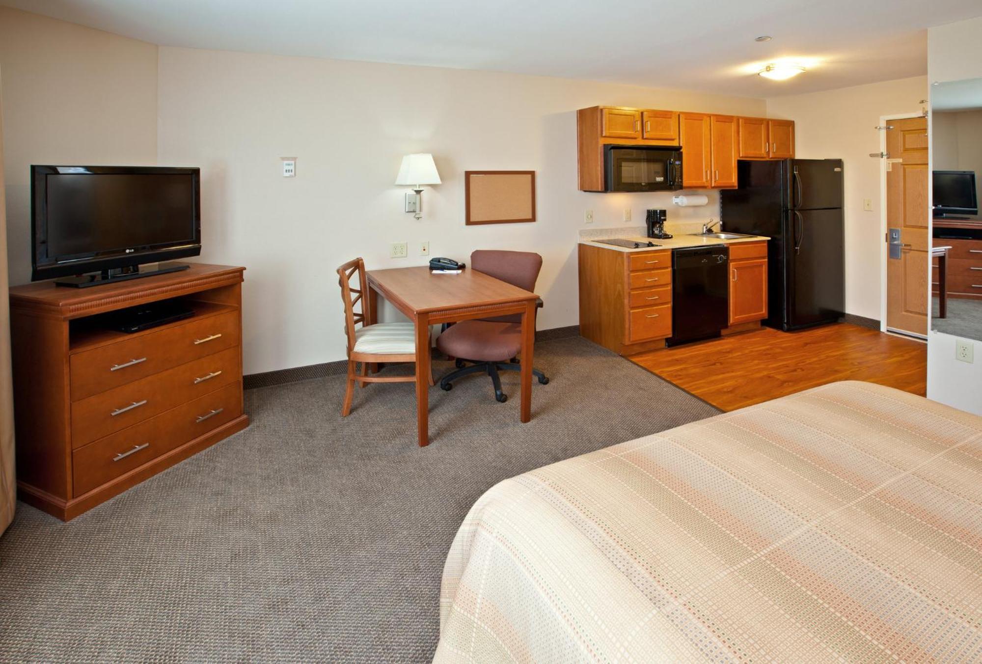 Candlewood Suites Louisville North By Ihg Clarksville  Exterior photo